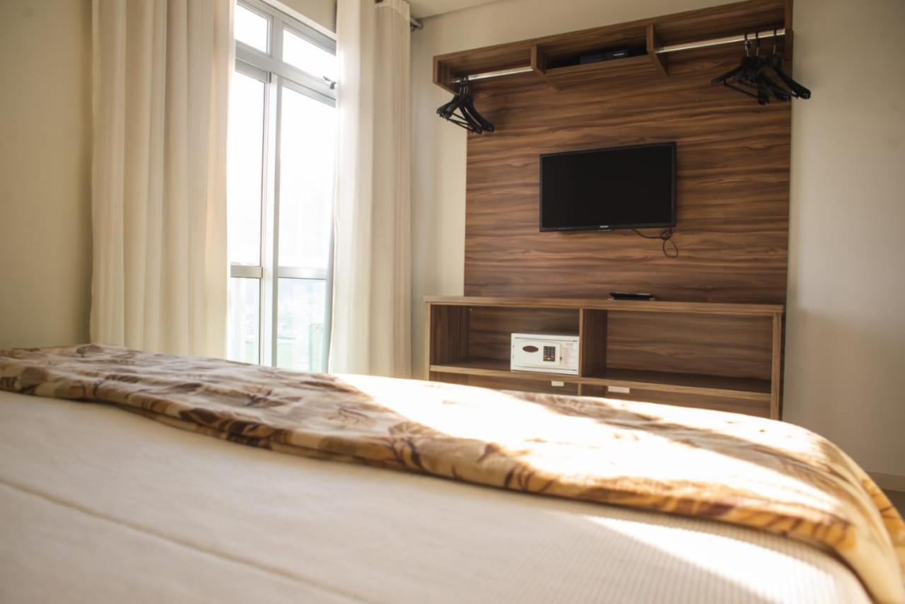 Manhattan Apart Hotel Caratinga Екстер'єр фото